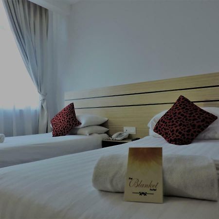 The Blanket Hotel Seberang Jaya Перай Экстерьер фото